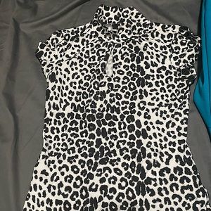 Express short sleeve keyhole top